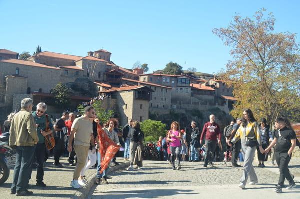 Auto-Parkplatz Kloster Meteora