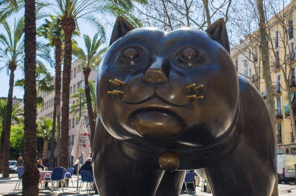 Katze aus Statue in Barcelona